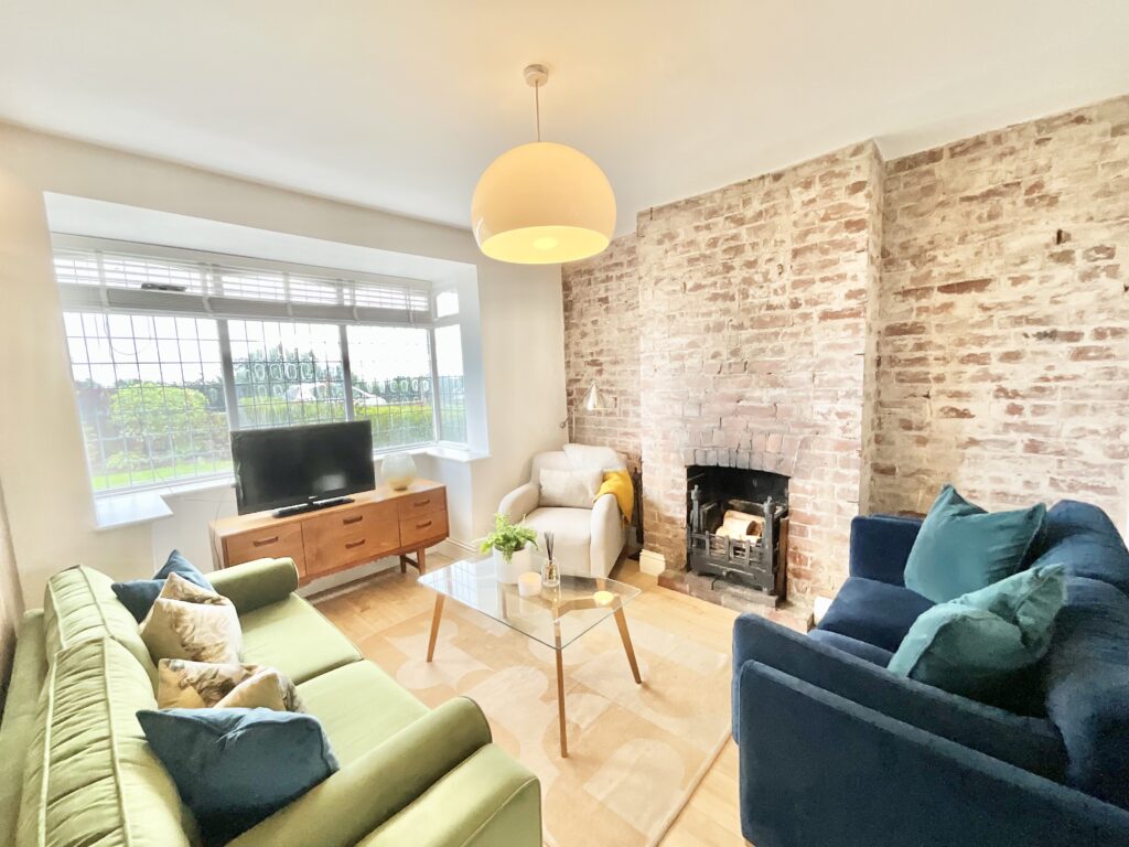 Cellarhead Road, Werrington, ST9