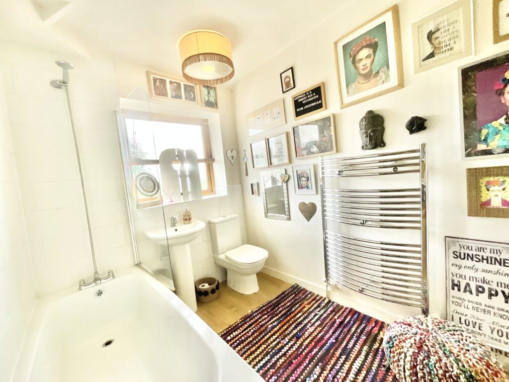 New Avenue, Draycott, ST11