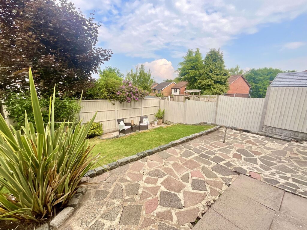 Peregrine Grove, Stoke-On-Trent, ST3