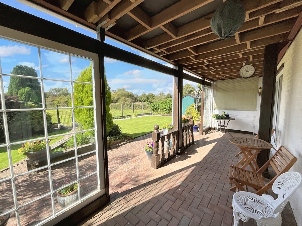 Willow Close, Tean, ST10