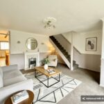 Redwood Avenue, Stone, ST15