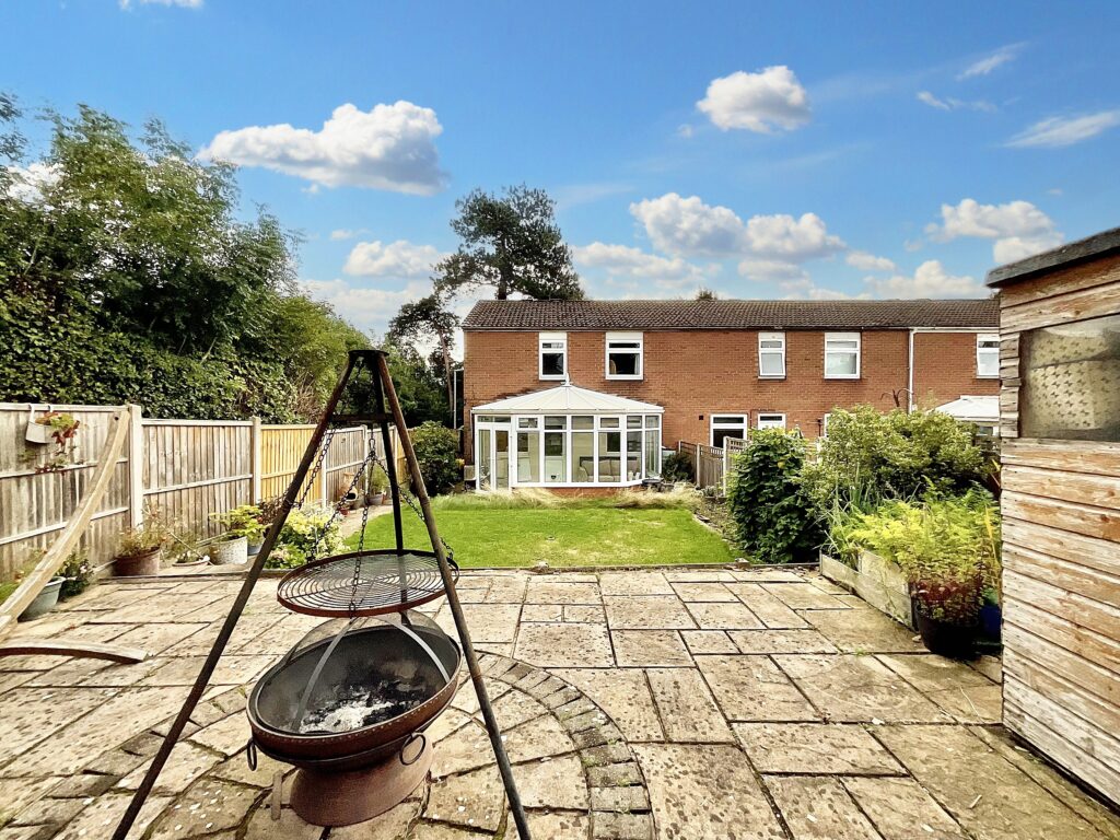 Longhope Drive, Stone, ST15
