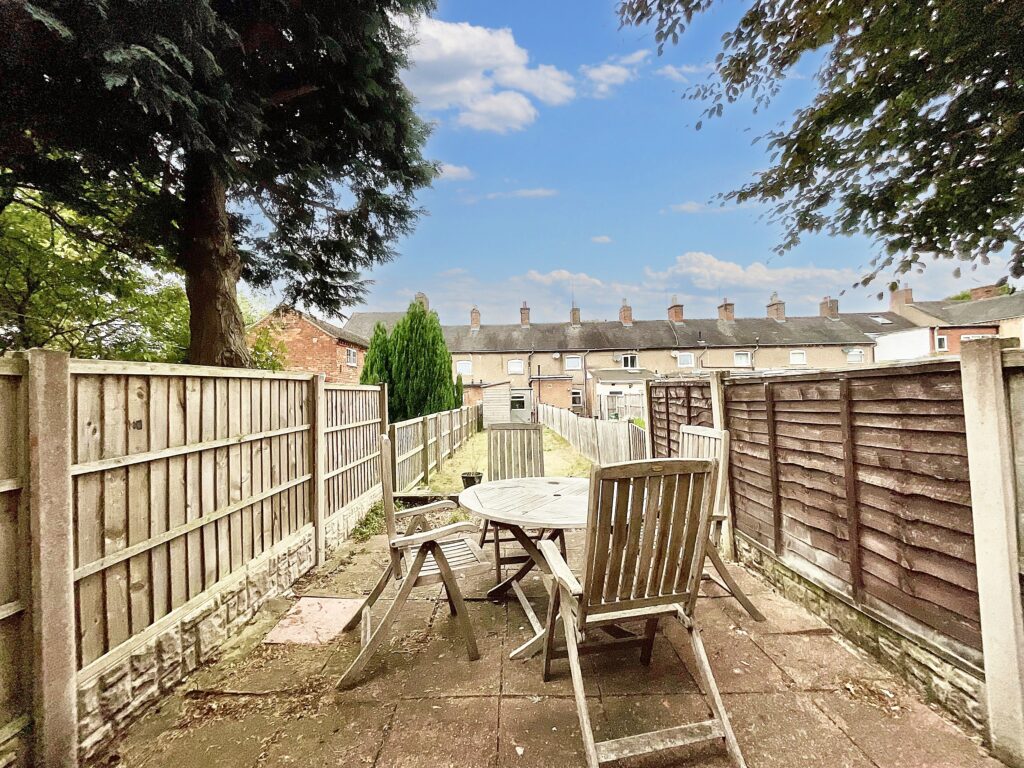 Oulton Road, Stone, ST15