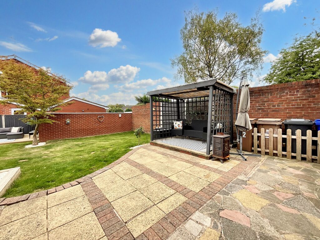 Glaisher Drive, Stoke-On-Trent, ST3