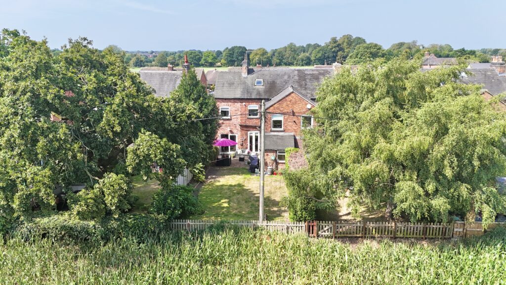Holly Mount, Shavington, CW2