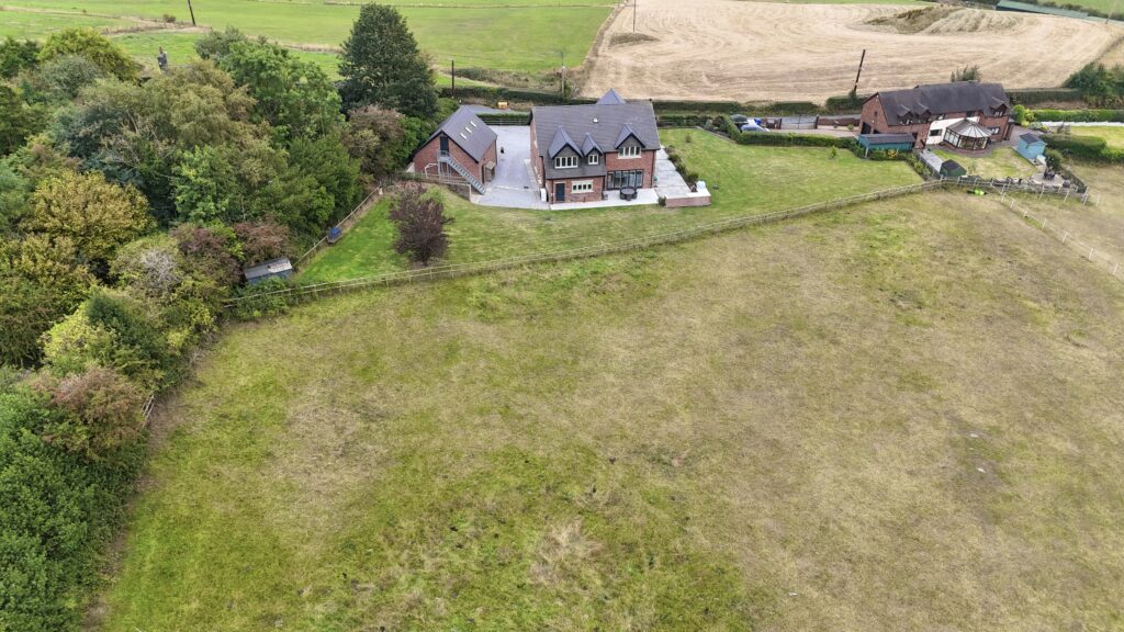 Peggys Bank, Wood Lane, ST7