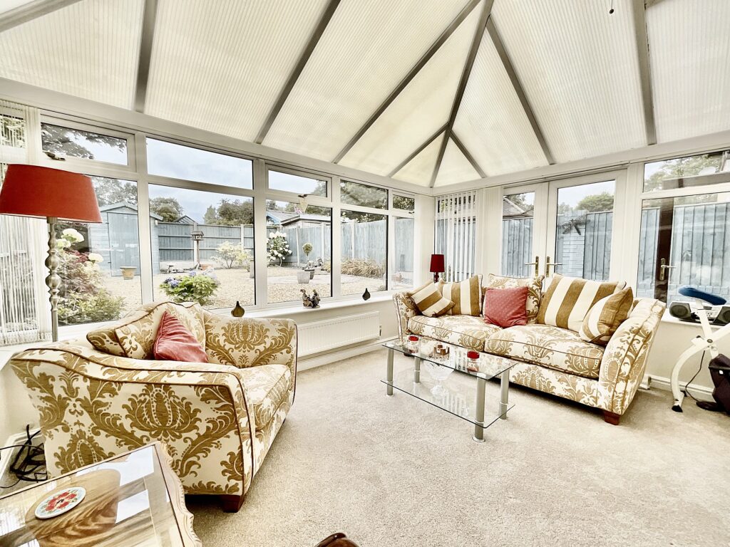 Wallfield Close, Tean, ST10