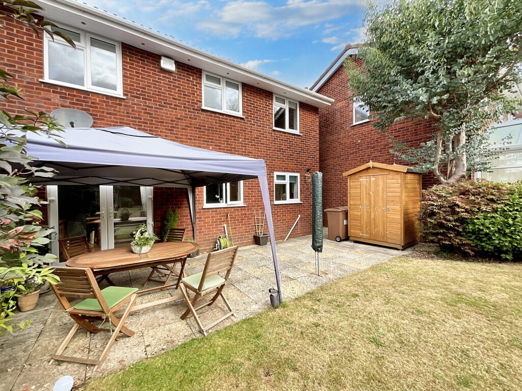 Bostock Close, Stone, ST15