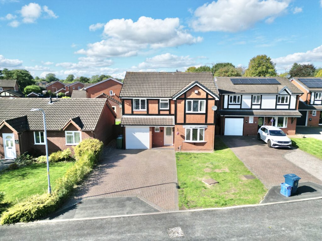 Potters Avenue, Yarnfield, ST15