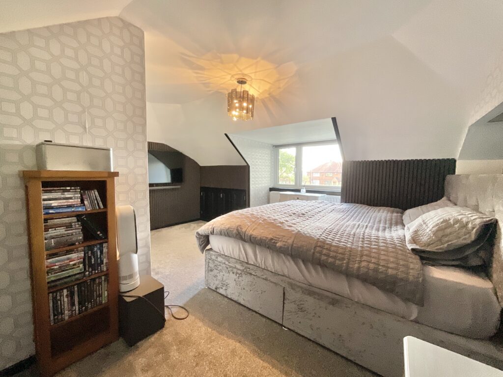 Long Lane, Derrington, ST18