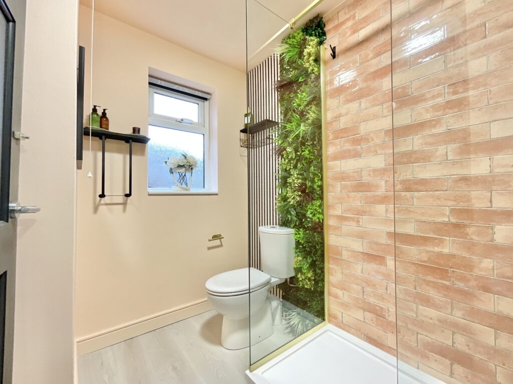 Newcastle Road, Madeley, CW3