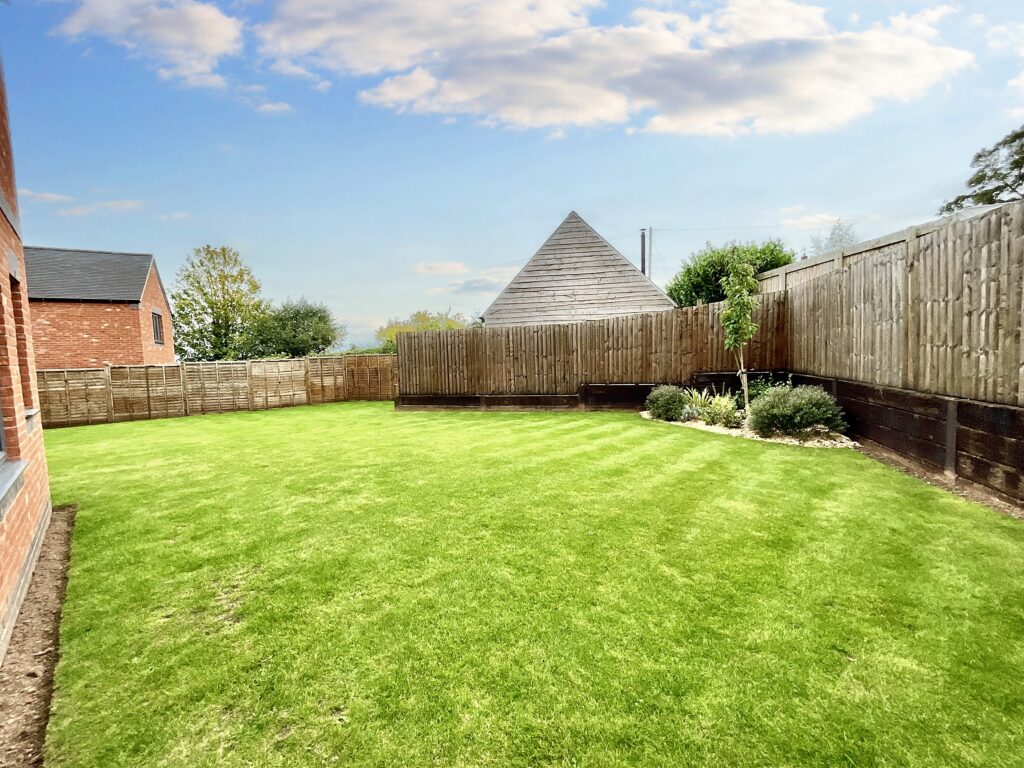 Meadowside View, Alton, ST10