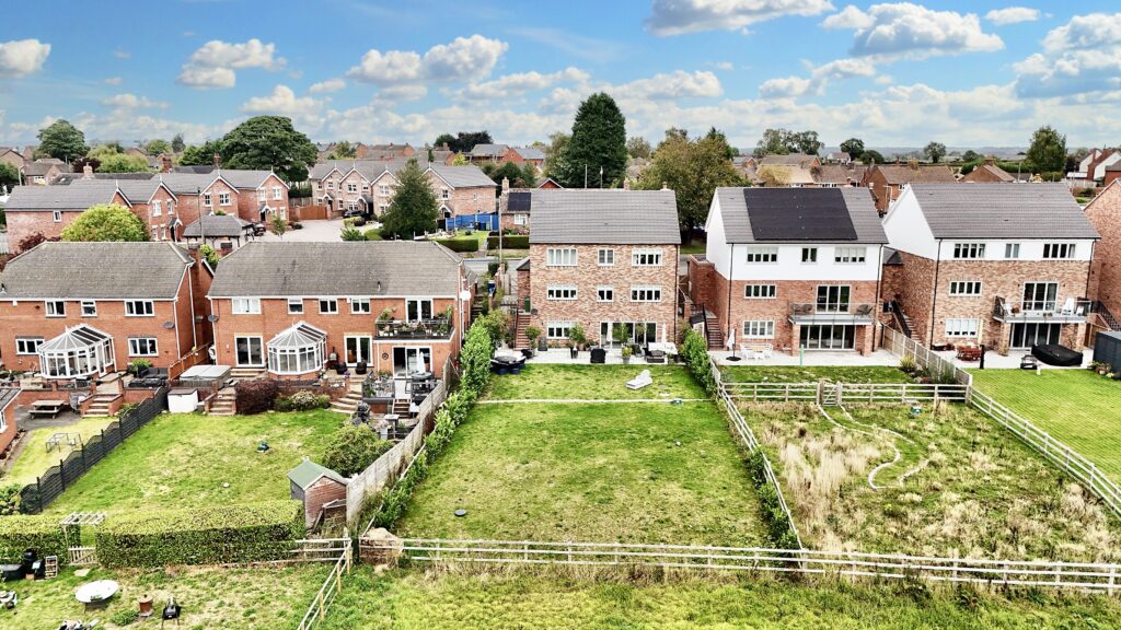 Stafford Road, Woodseaves, ST20