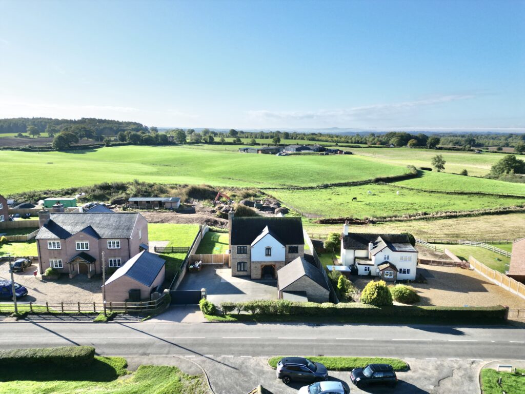 Stafford Road, Woodseaves, ST20