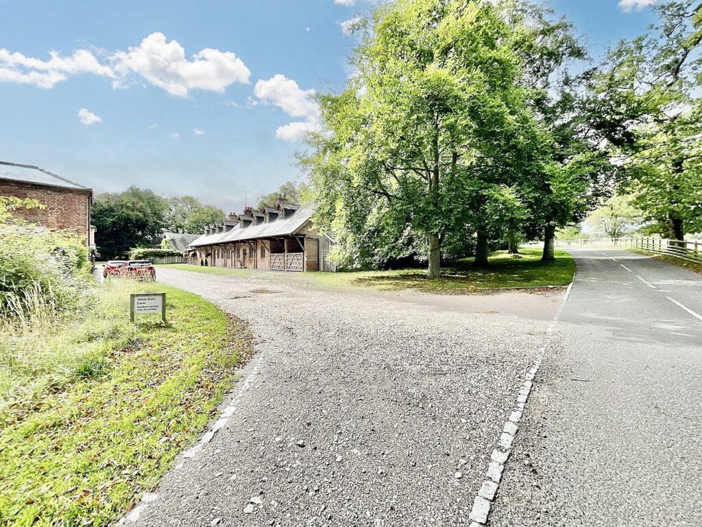 Shugborough, White Barn Farm, ST17