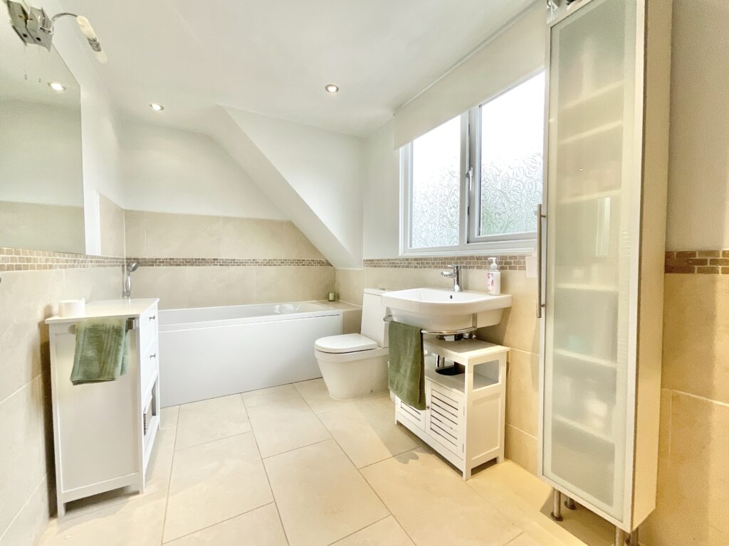Highlows Lane, Yarnfield, ST15