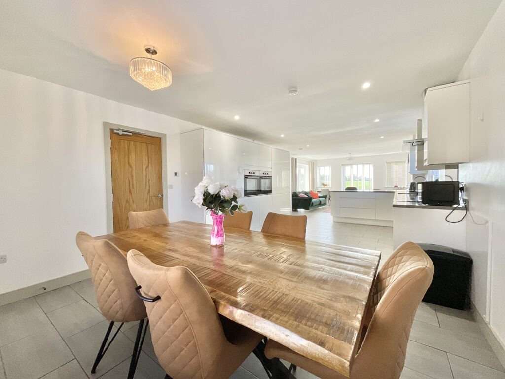 Stafford Road, Woodseaves, ST20