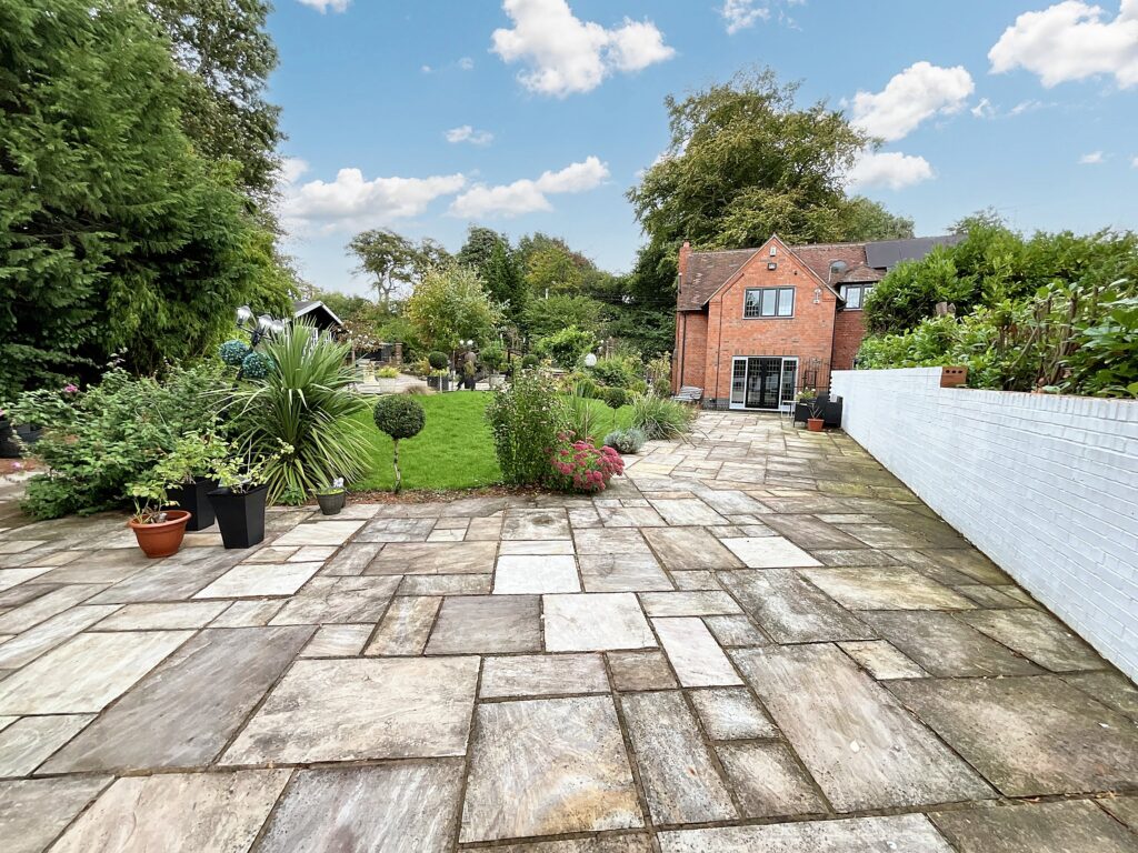 Butterton, Newcastle, ST5