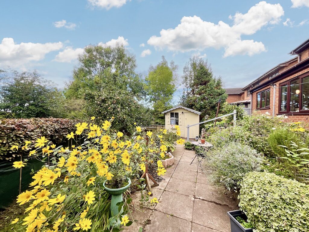 Star & Garter Road, Lightwood, ST3