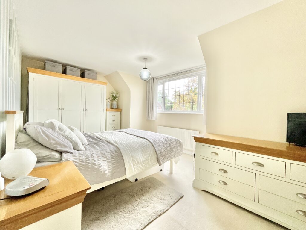 Highlows Lane, Yarnfield, ST15