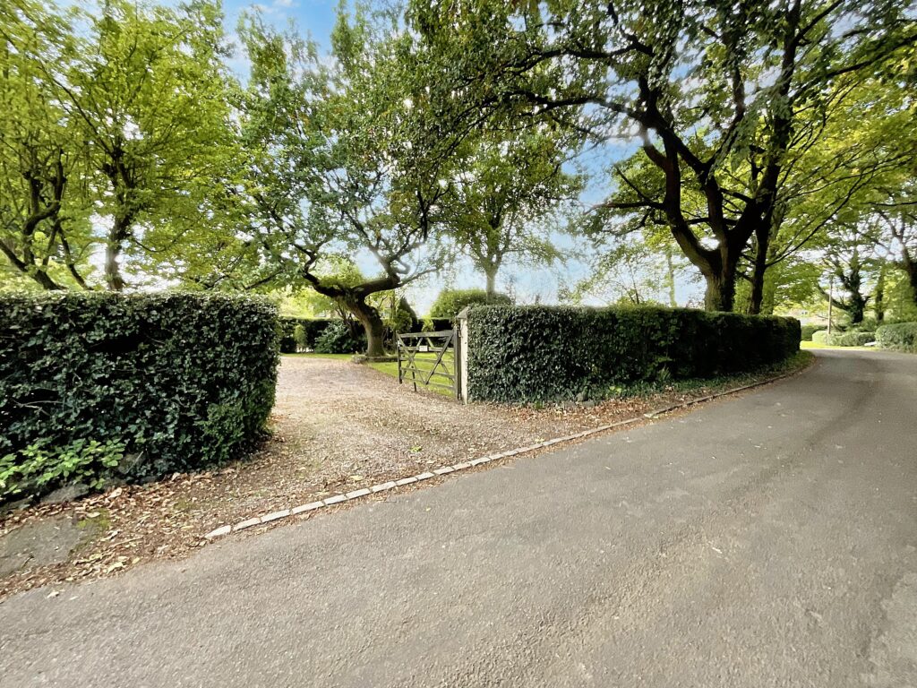 Longton Road, Barlaston, ST12