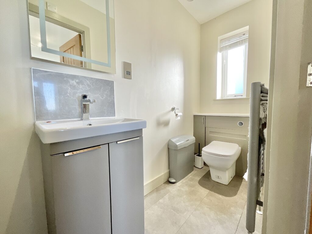 Stafford Road, Woodseaves, ST20