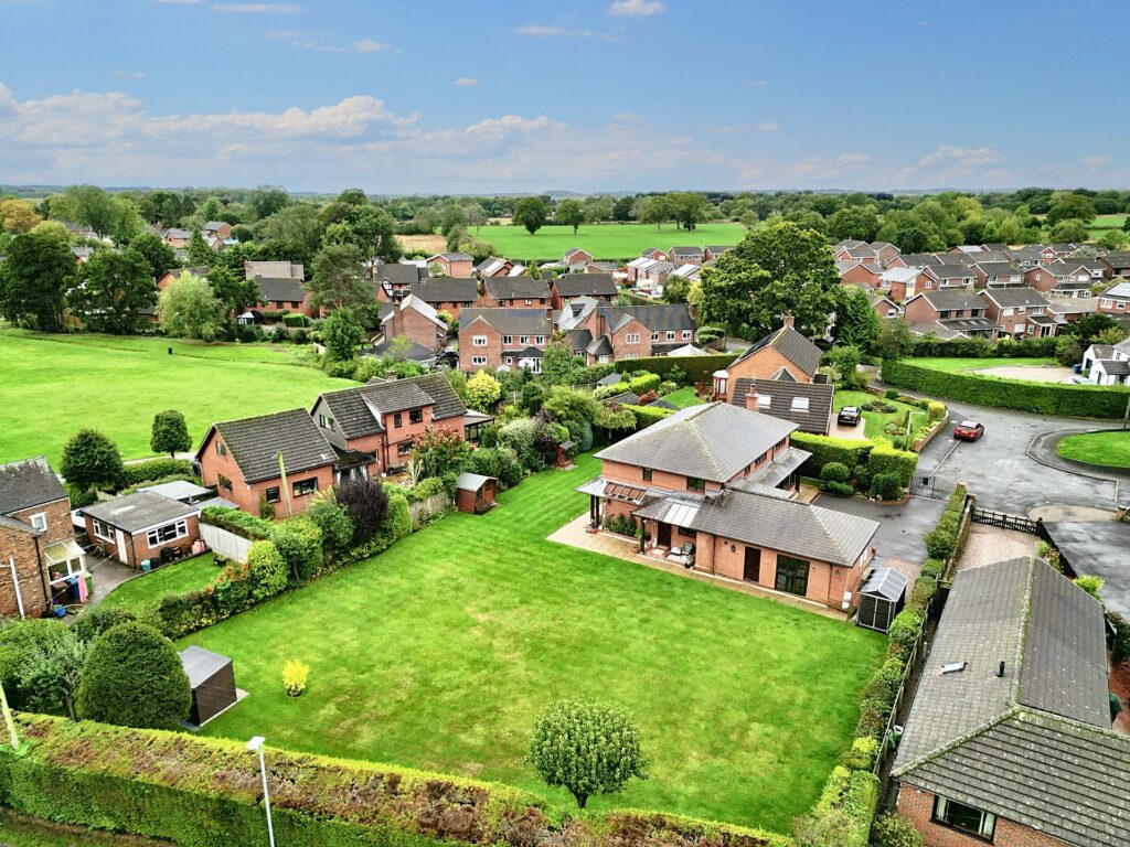 Highlows Lane, Yarnfield, ST15