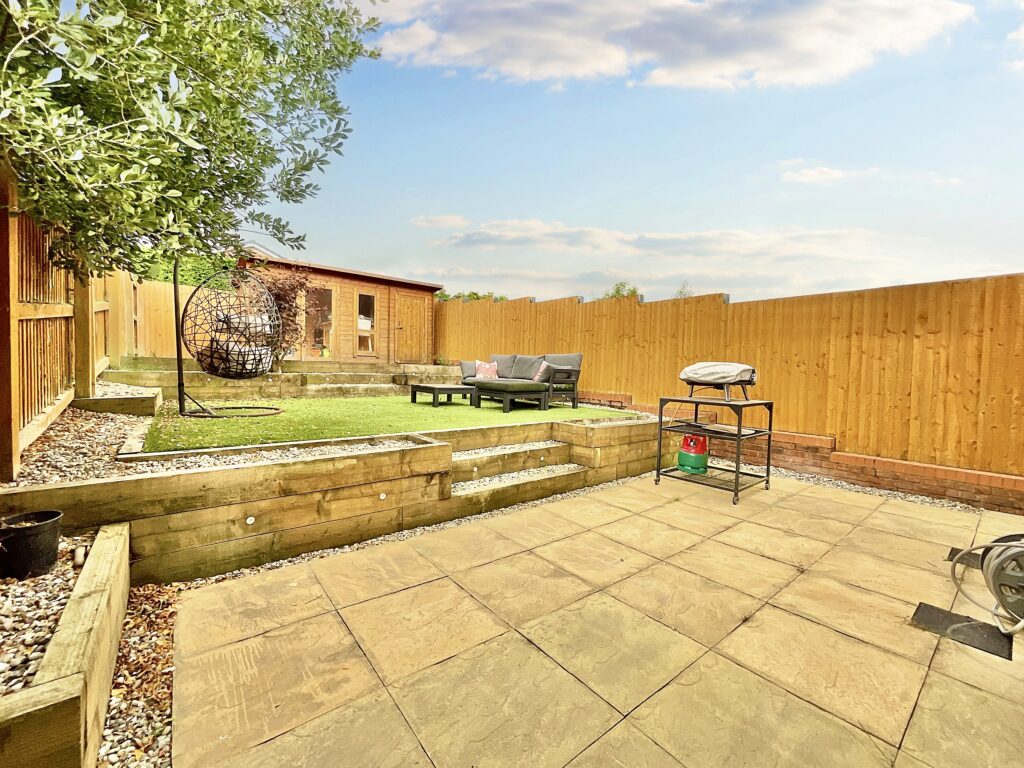 Saddler Grove, Eccleshall, ST21