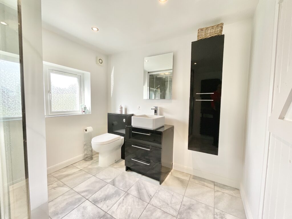 Highlows Lane, Yarnfield, ST15