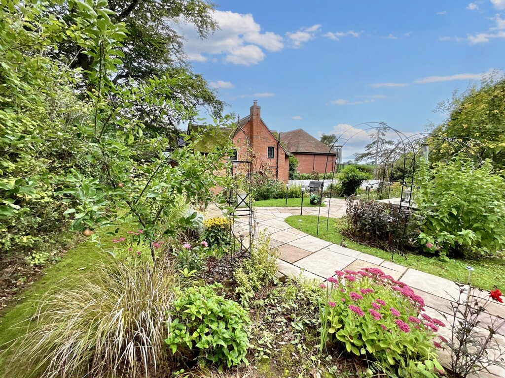 Butterton, Newcastle, ST5