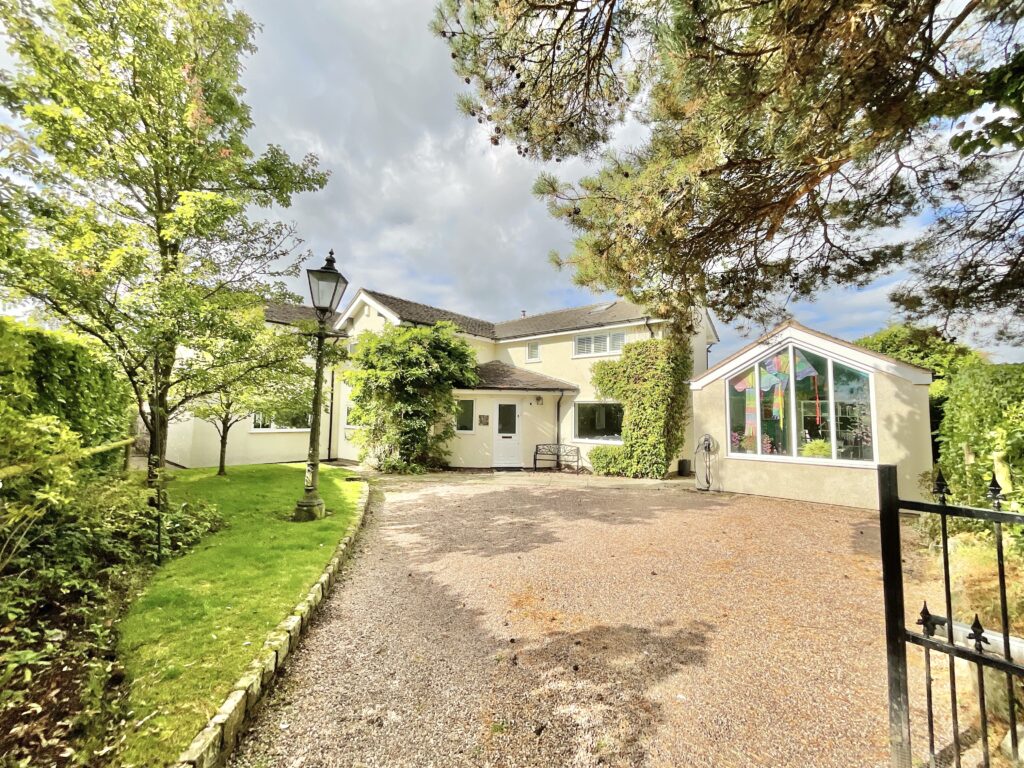 Highlows Lane, Yarnfield, ST15
