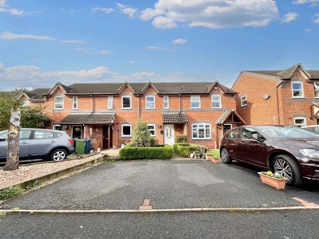 Chestnut Grove, Stone, ST15