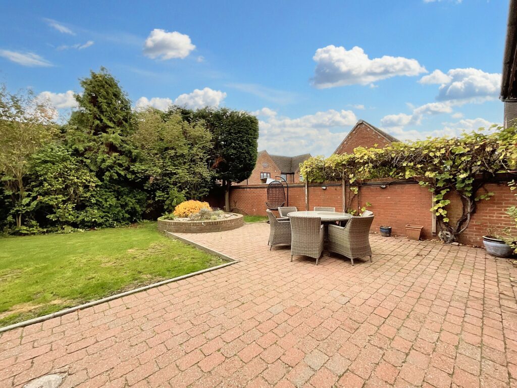 Barnes Croft, Hilderstone, ST15