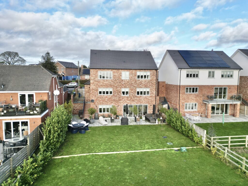 Stafford Road, Woodseaves, ST20