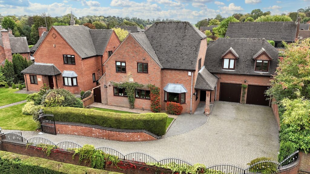 Barnes Croft, Hilderstone, ST15