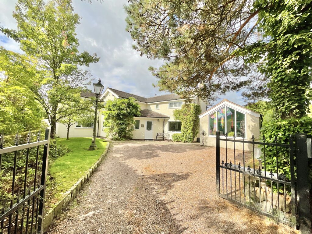 Highlows Lane, Yarnfield, ST15