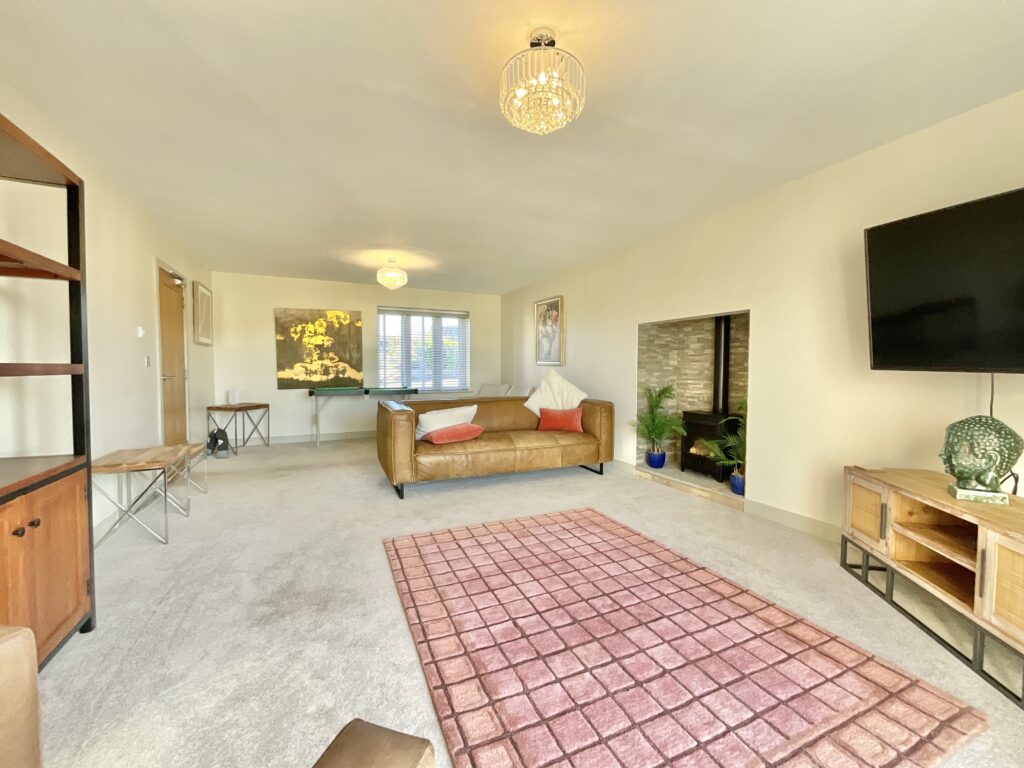 Stafford Road, Woodseaves, ST20