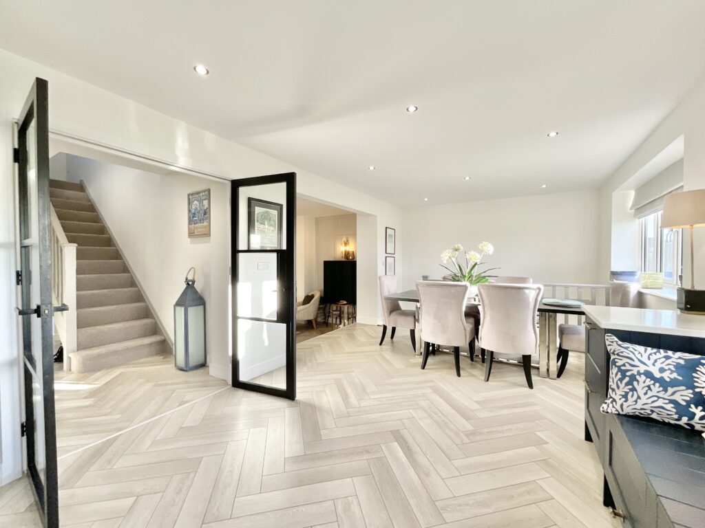 Stafford Road, Woodseaves, ST20