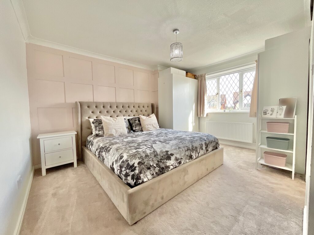 Potters Avenue, Yarnfield, ST15