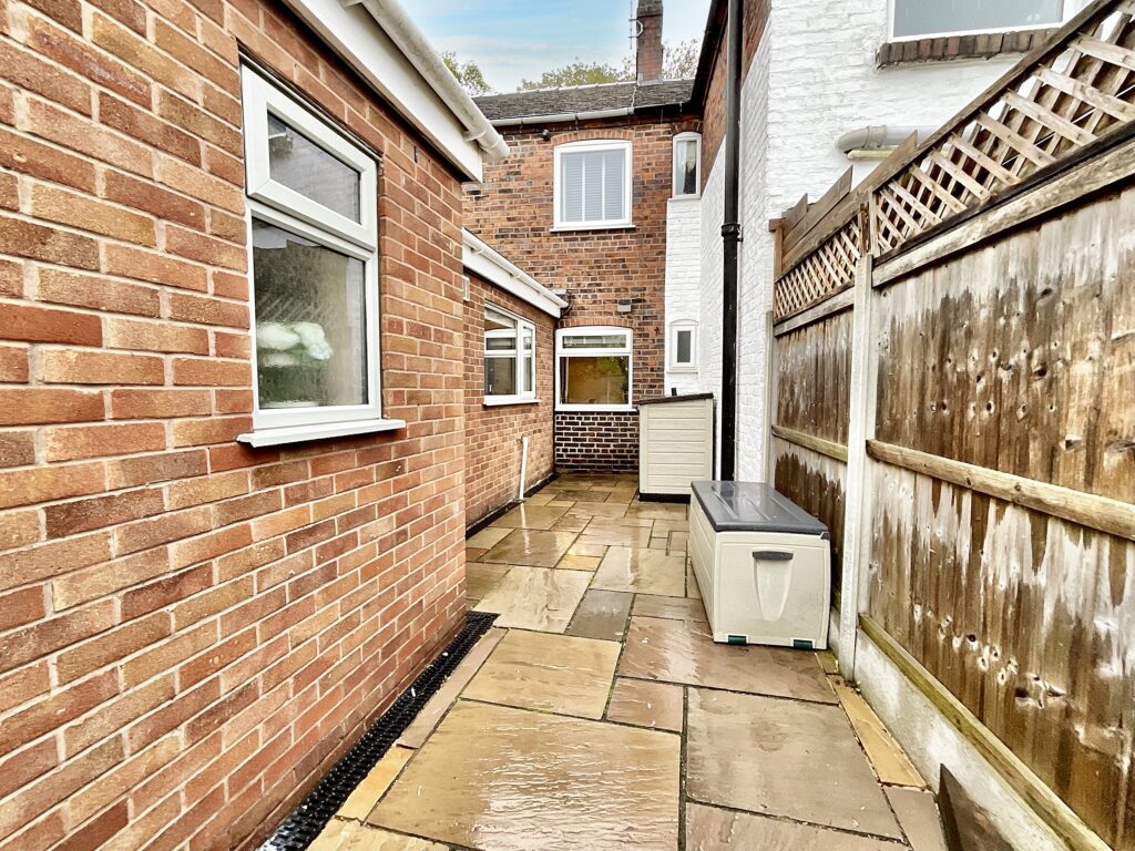 Newcastle Road, Madeley, CW3