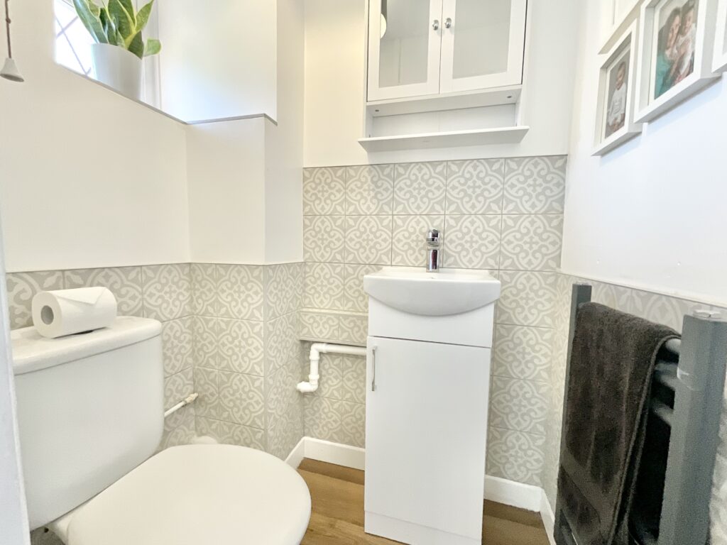 Potters Avenue, Yarnfield, ST15