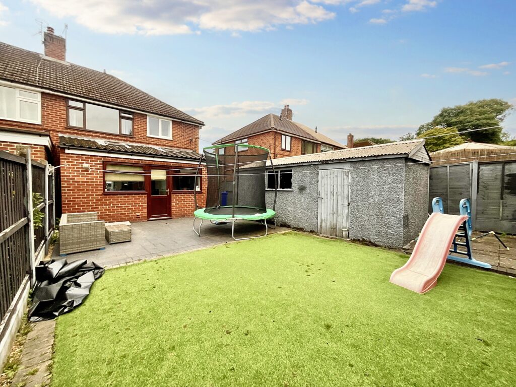 Ash Green Close, Stoke-On-Trent, ST4