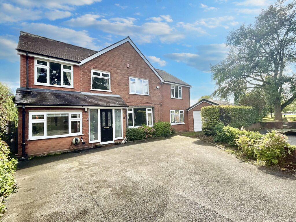 Middlewich Road, Nantwich, CW5