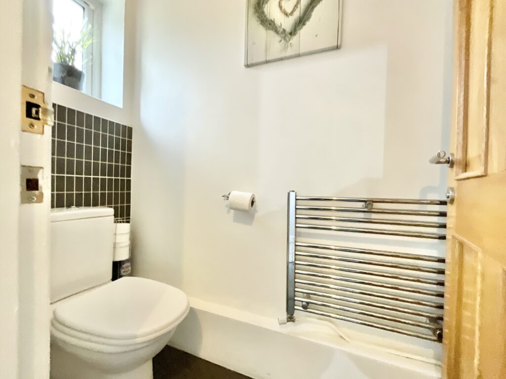 Highlows Lane, Yarnfield, ST15