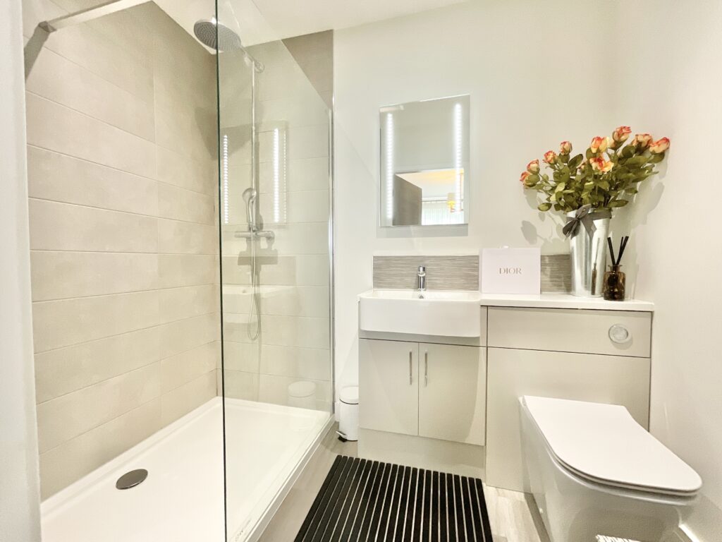 Stafford Road, Woodseaves, ST20