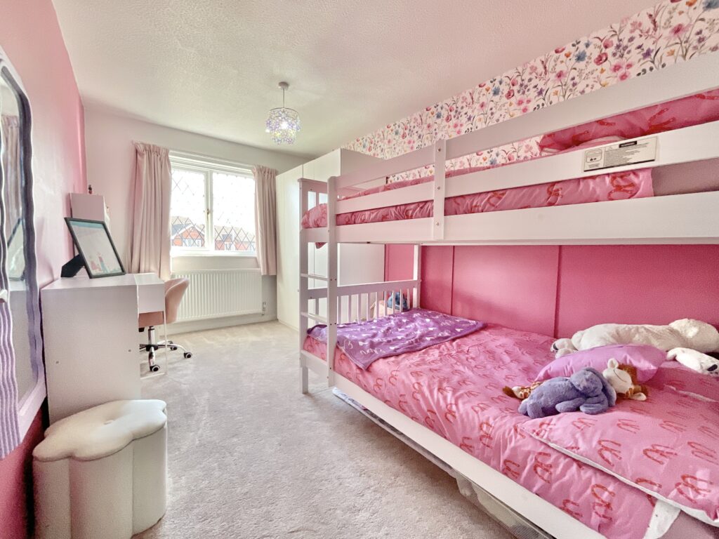 Potters Avenue, Yarnfield, ST15