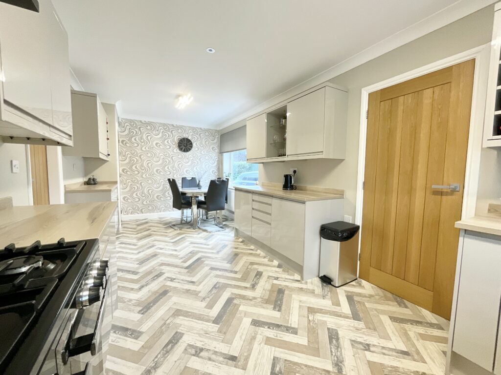 Meadow Lane, Derrington, ST18