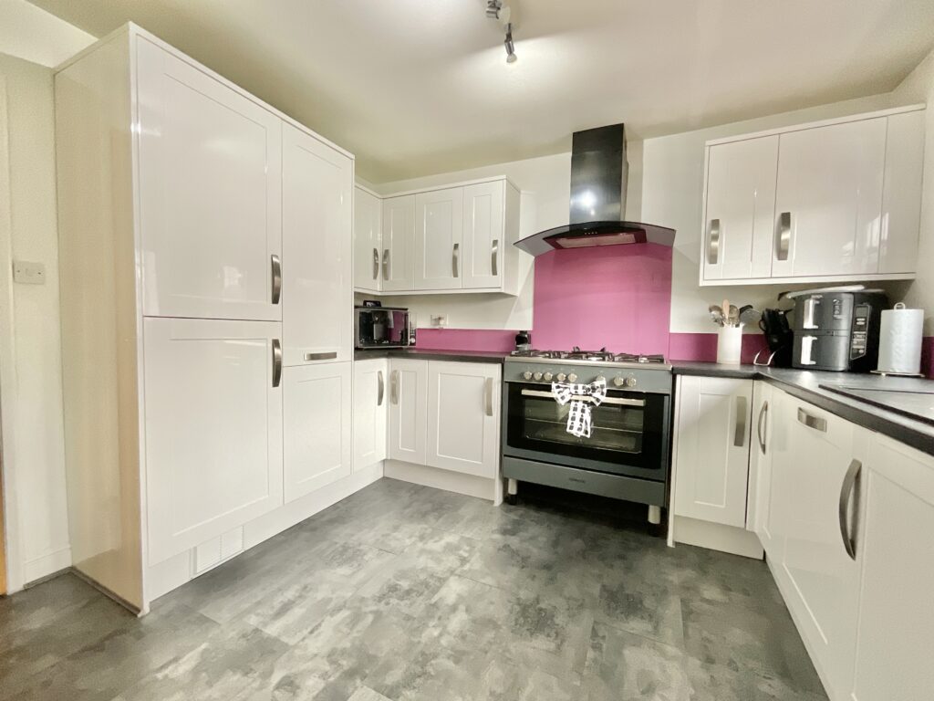 Highlows Lane, Yarnfield, ST15