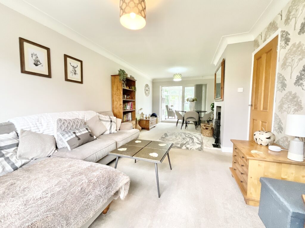 Highlows Lane, Yarnfield, ST15