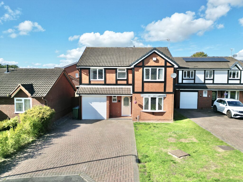 Potters Avenue, Yarnfield, ST15